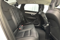 valkoinen Volvo S90 2016 kuva 11.