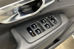 valkoinen Volvo S90 2016 kuva 14.