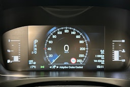 valkoinen Volvo S90 2016 kuva 18.