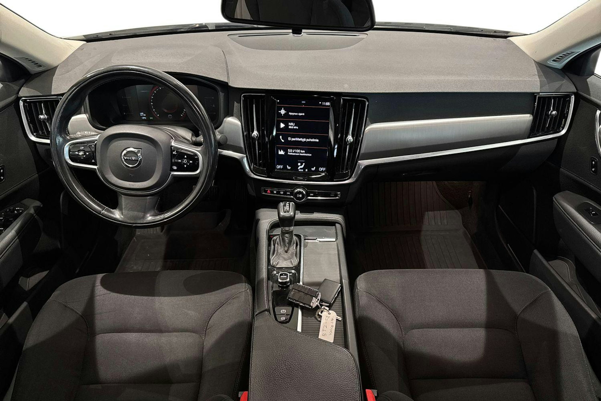 valkoinen Volvo S90 2016 kuva 9.