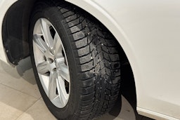 valkoinen Volvo S90 2016 kuva 13.