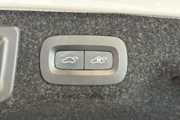 valkoinen Volvo S90 2016 kuva 17.