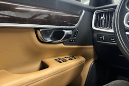 musta Volvo S90 2017 kuva 19.