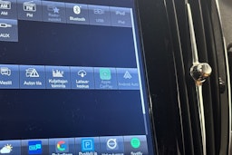 musta Volvo S90 2017 kuva 26.