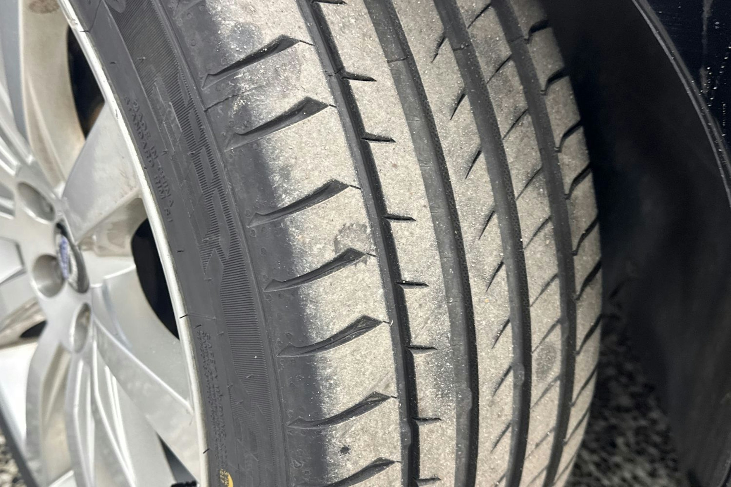 musta Volvo S90 2017 kuva 41.