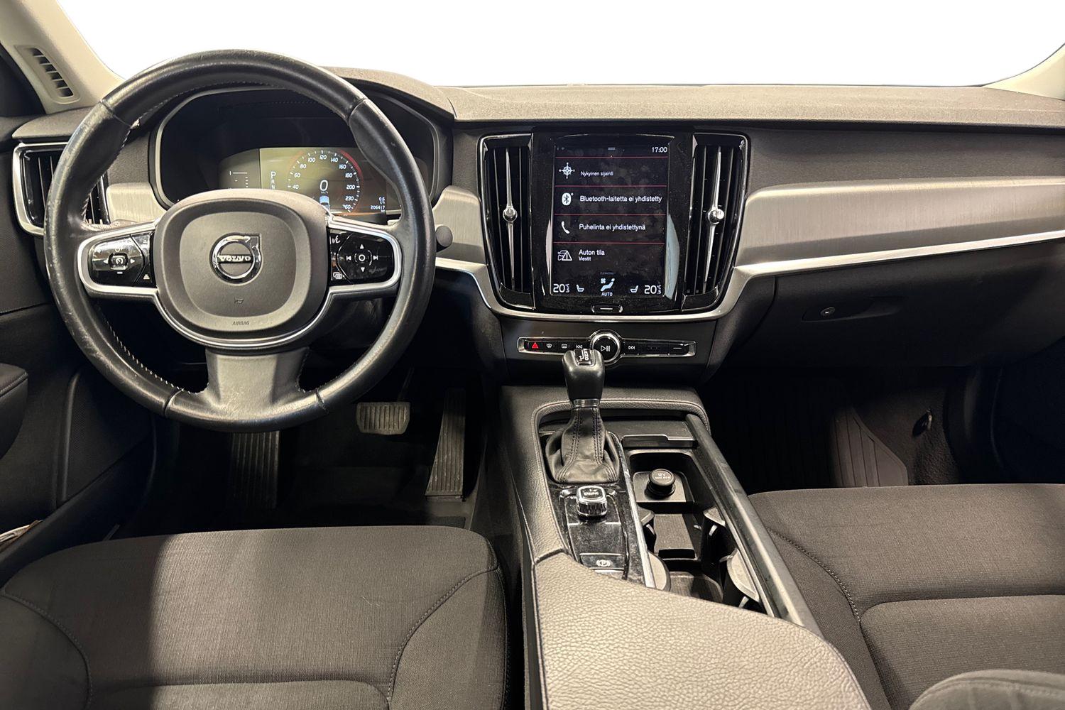 Volvo S90 D4 Momentum aut 2017, kuva 7/20