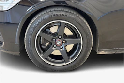 musta Volvo S90 2017 kuva 9.