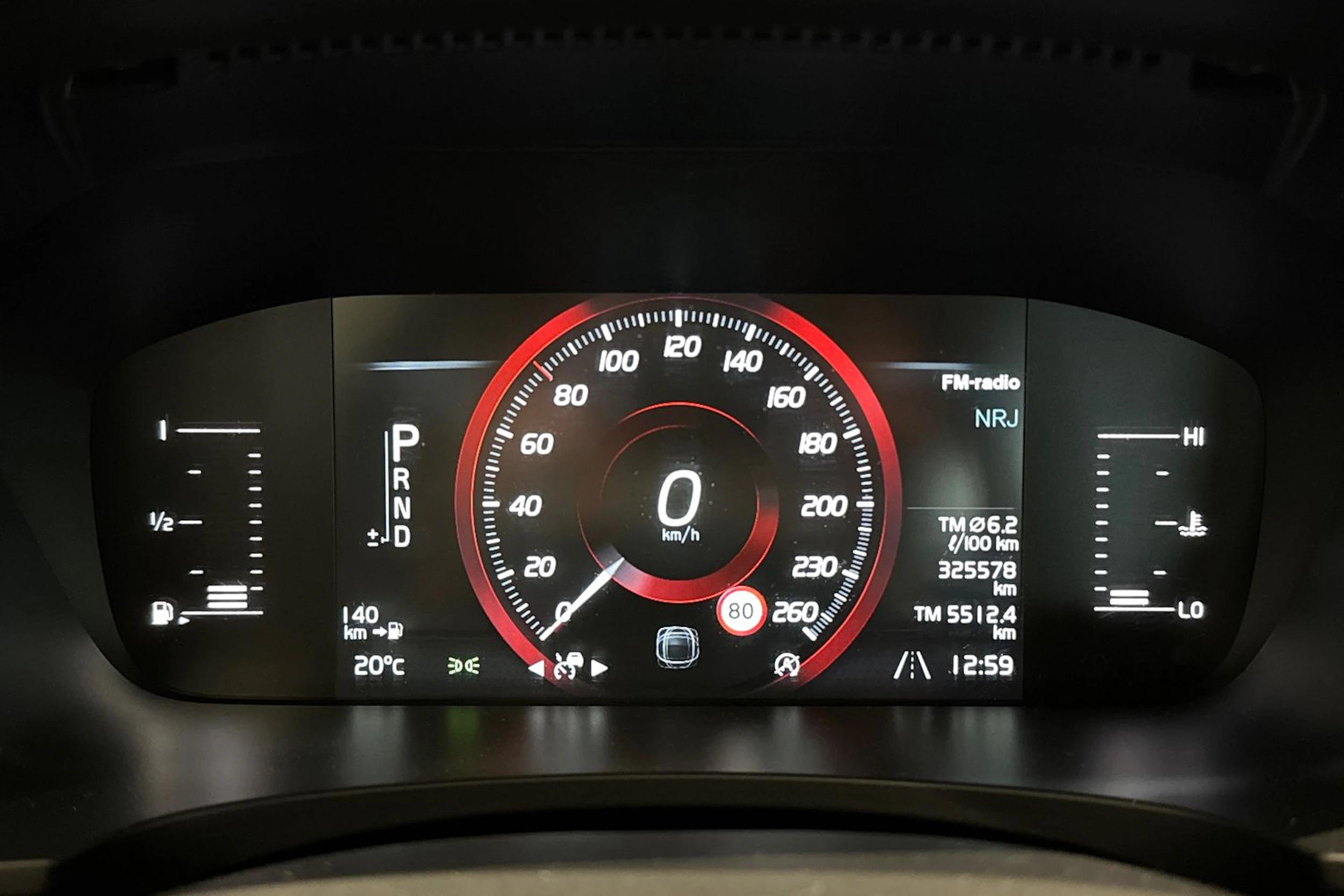 valkoinen Volvo S90 2017 kuva 48.