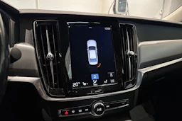 valkoinen Volvo S90 2017 kuva 49.
