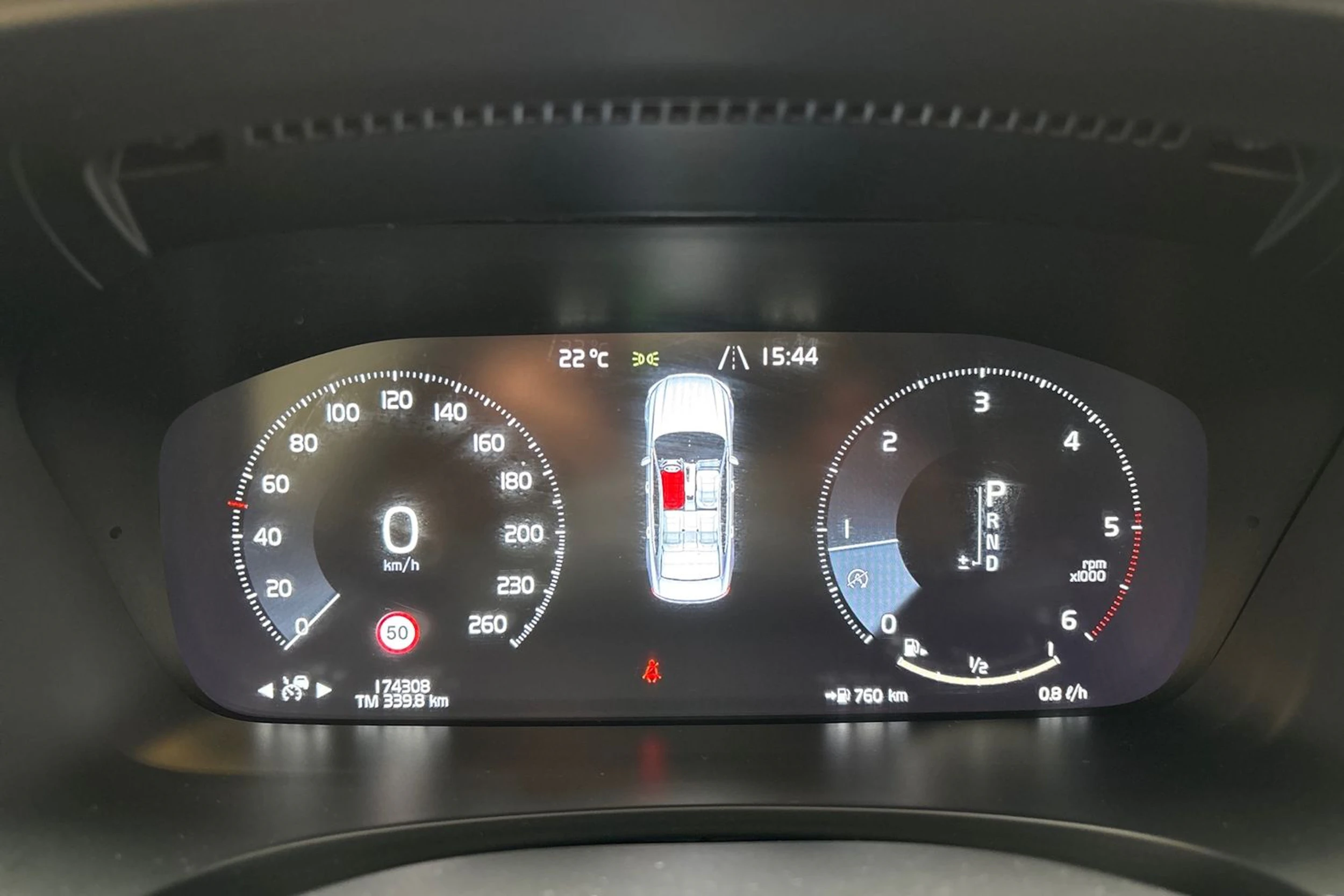 sininen Volvo S90 2017 kuva 20.