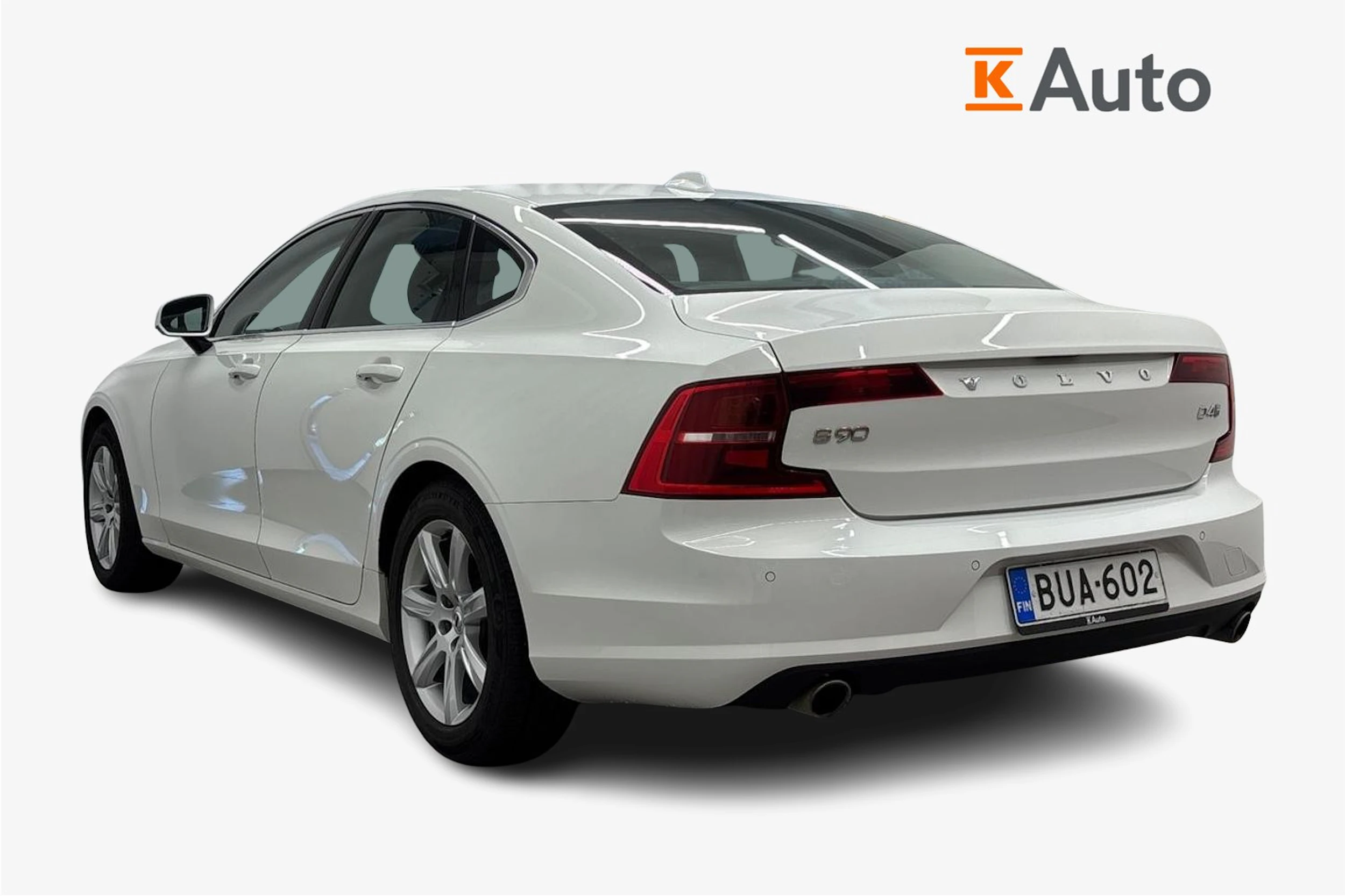 valkoinen Volvo S90 2017 kuva 2.