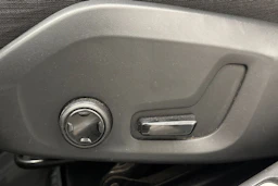 valkoinen Volvo S90 2017 kuva 12.