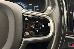 valkoinen Volvo S90 2017 kuva 15.