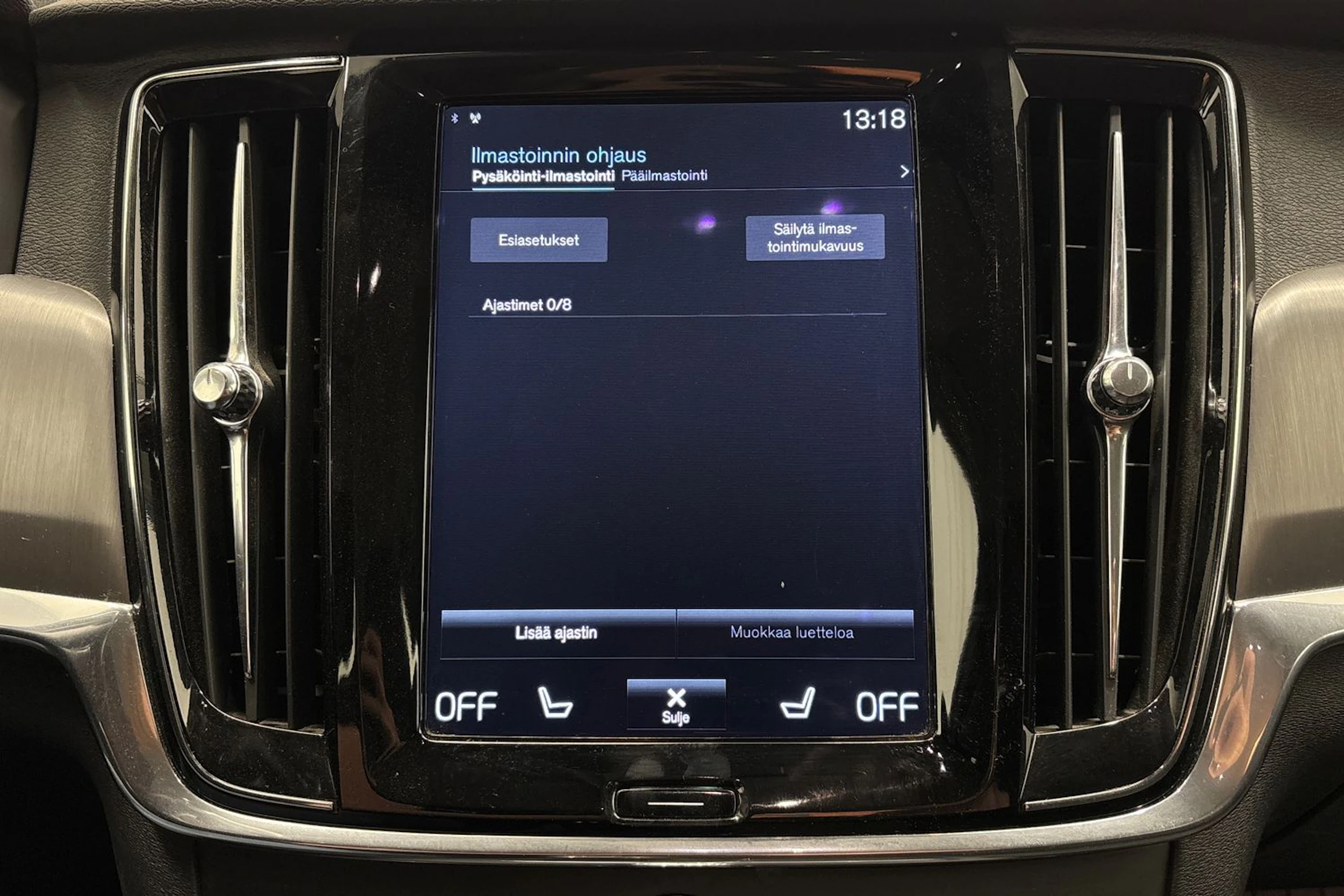 valkoinen Volvo S90 2017 kuva 18.