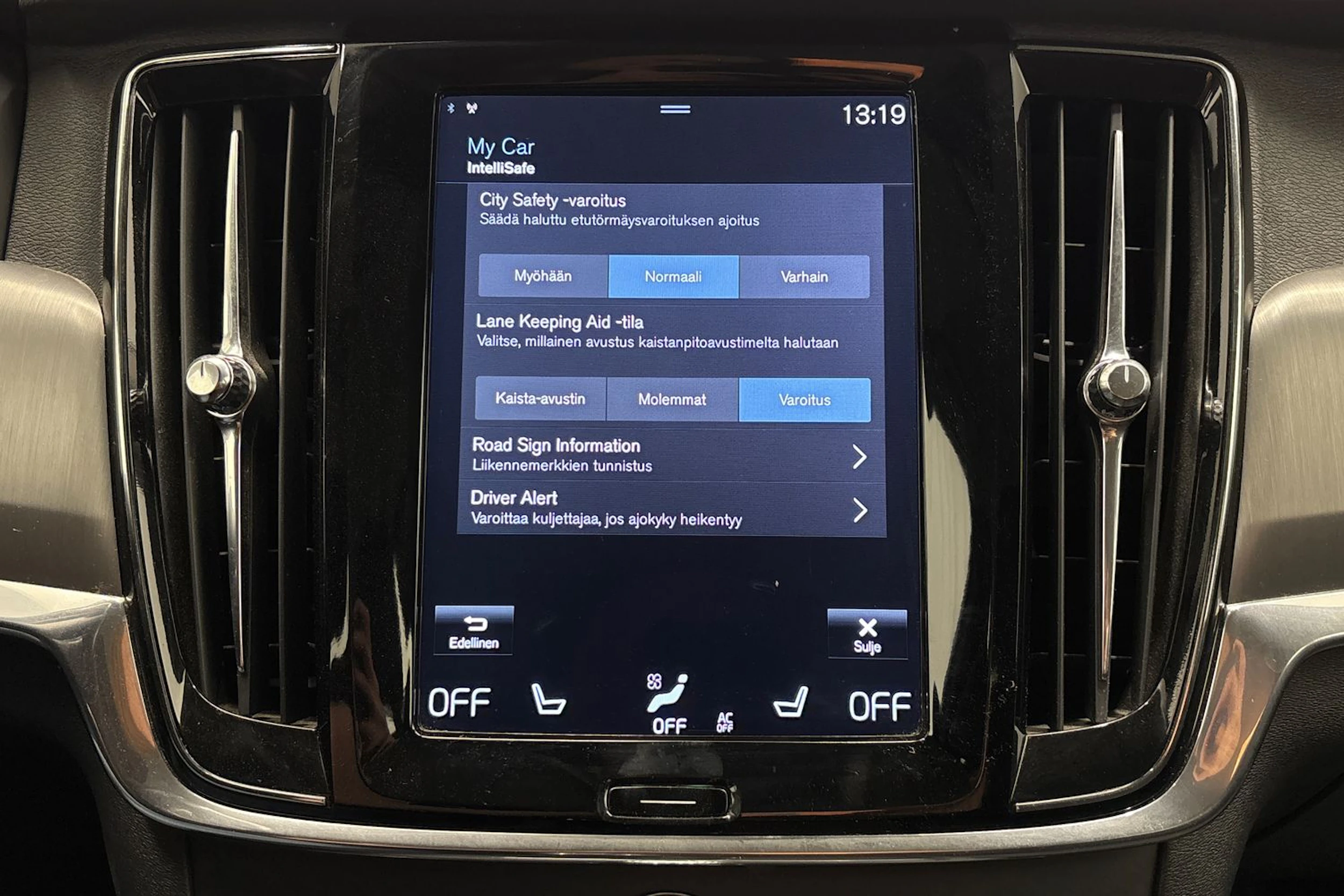 valkoinen Volvo S90 2017 kuva 20.