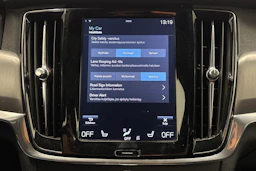valkoinen Volvo S90 2017 kuva 20.