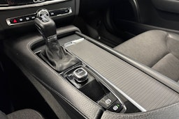 harmaa Volvo S90 2017 kuva 18.