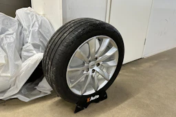 valkoinen Volvo S90 2018 kuva 10.