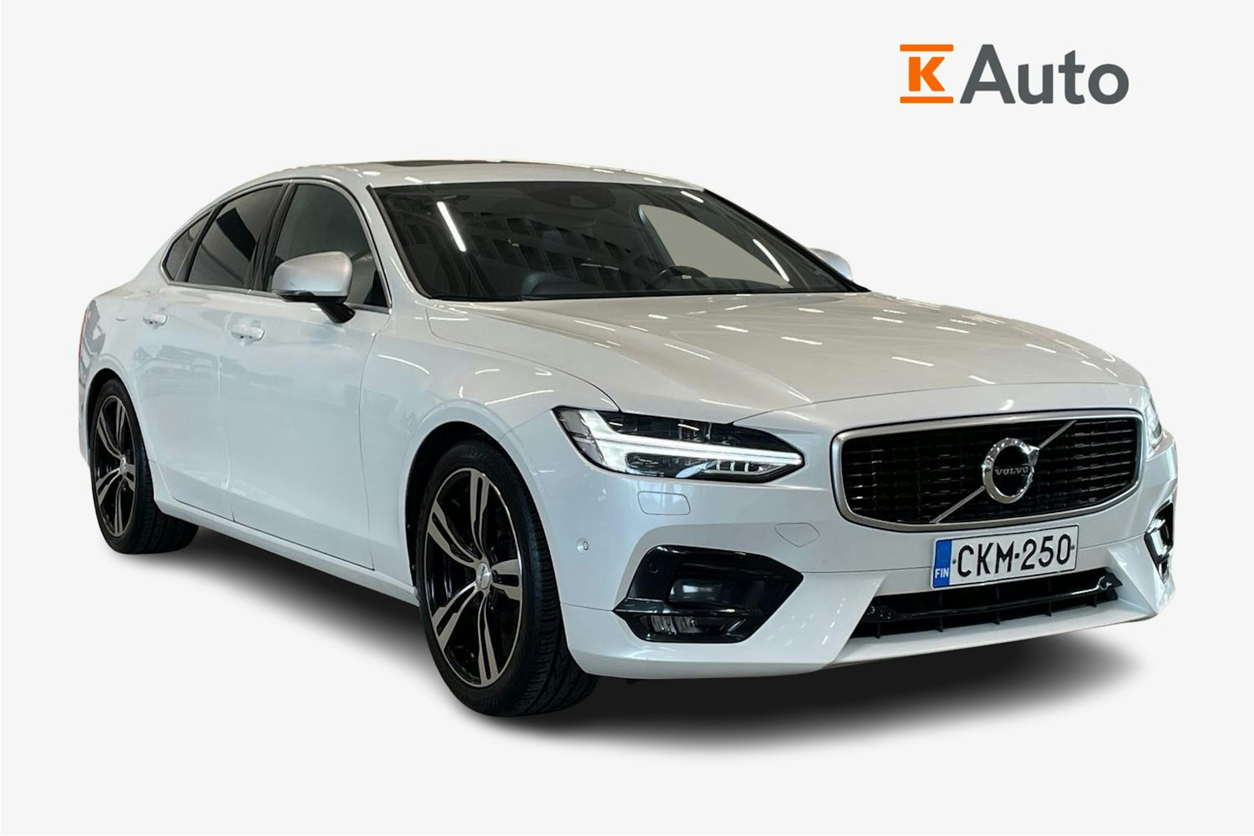 valkoinen Volvo S90 2017 kuva 1.