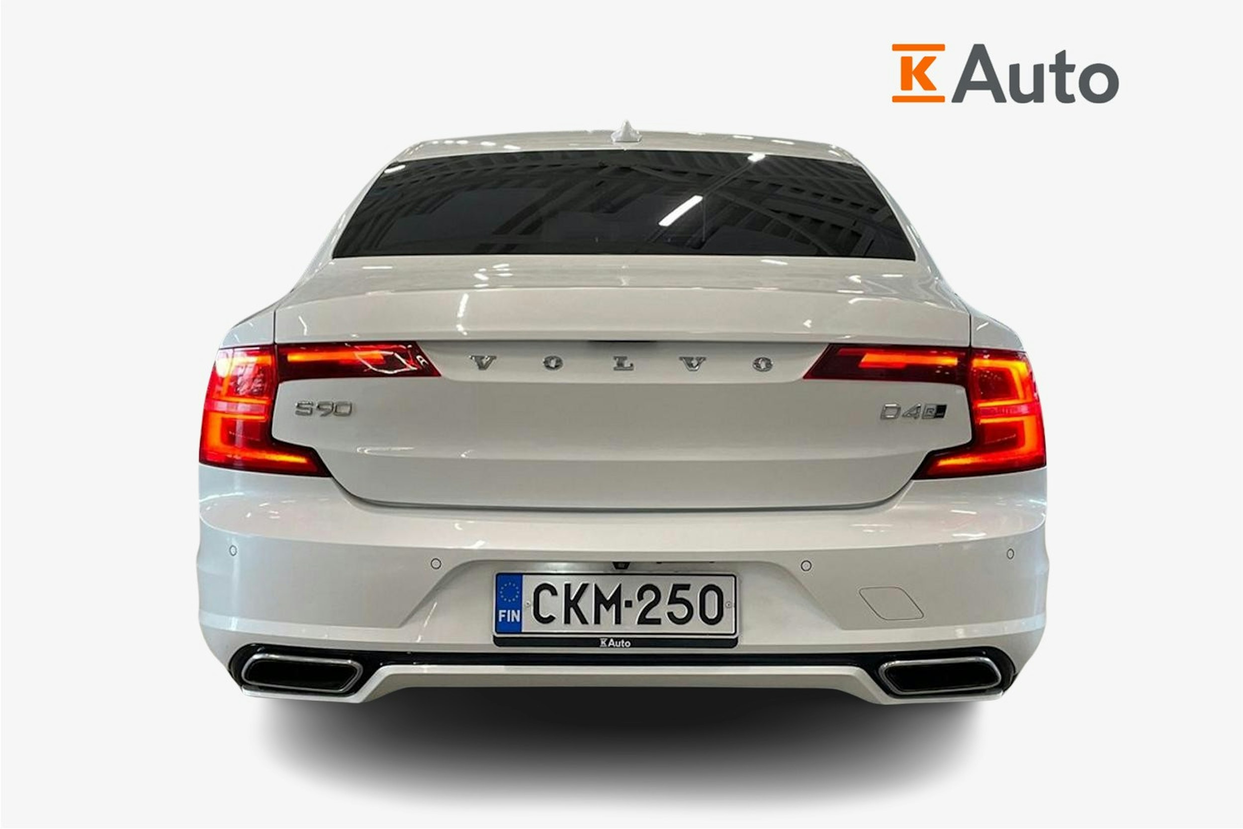 valkoinen Volvo S90 2017 kuva 3.