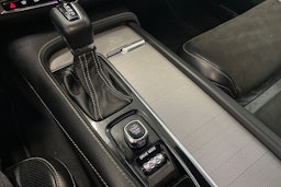 valkoinen Volvo S90 2017 kuva 22.