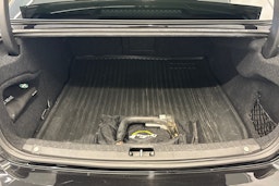 musta Volvo S90 2017 kuva 14.