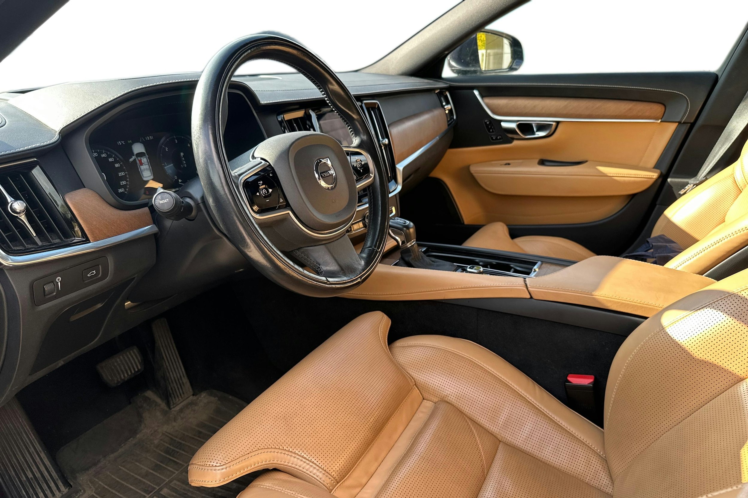 sininen Volvo S90 2017 kuva 3.
