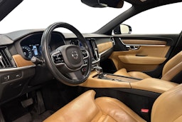 sininen Volvo S90 2017 kuva 7.