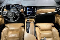 sininen Volvo S90 2017 kuva 9.