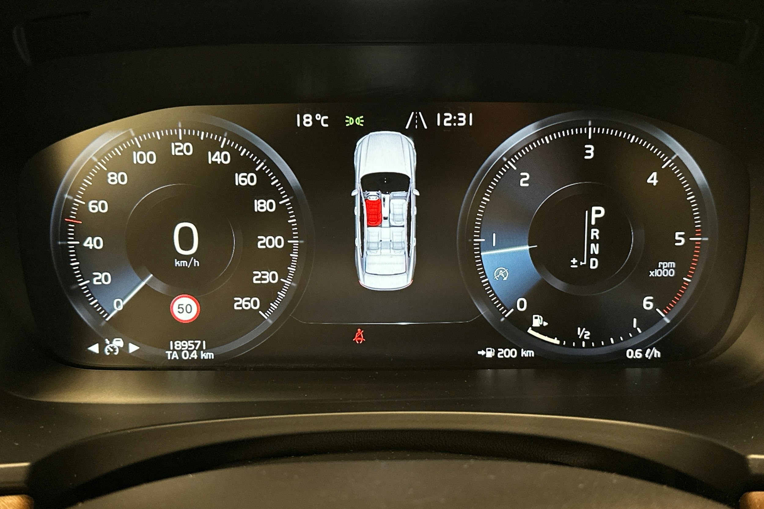 sininen Volvo S90 2017 kuva 19.