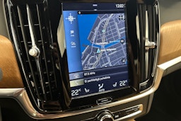 sininen Volvo S90 2017 kuva 23.