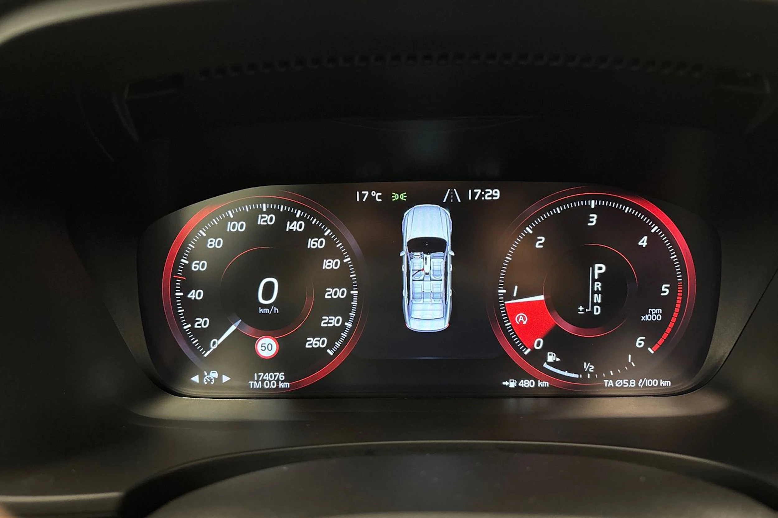 harmaa Volvo S90 2018 kuva 17.