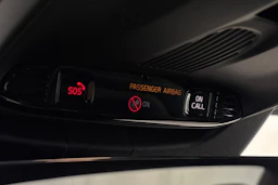 harmaa Volvo S90 2018 kuva 18.