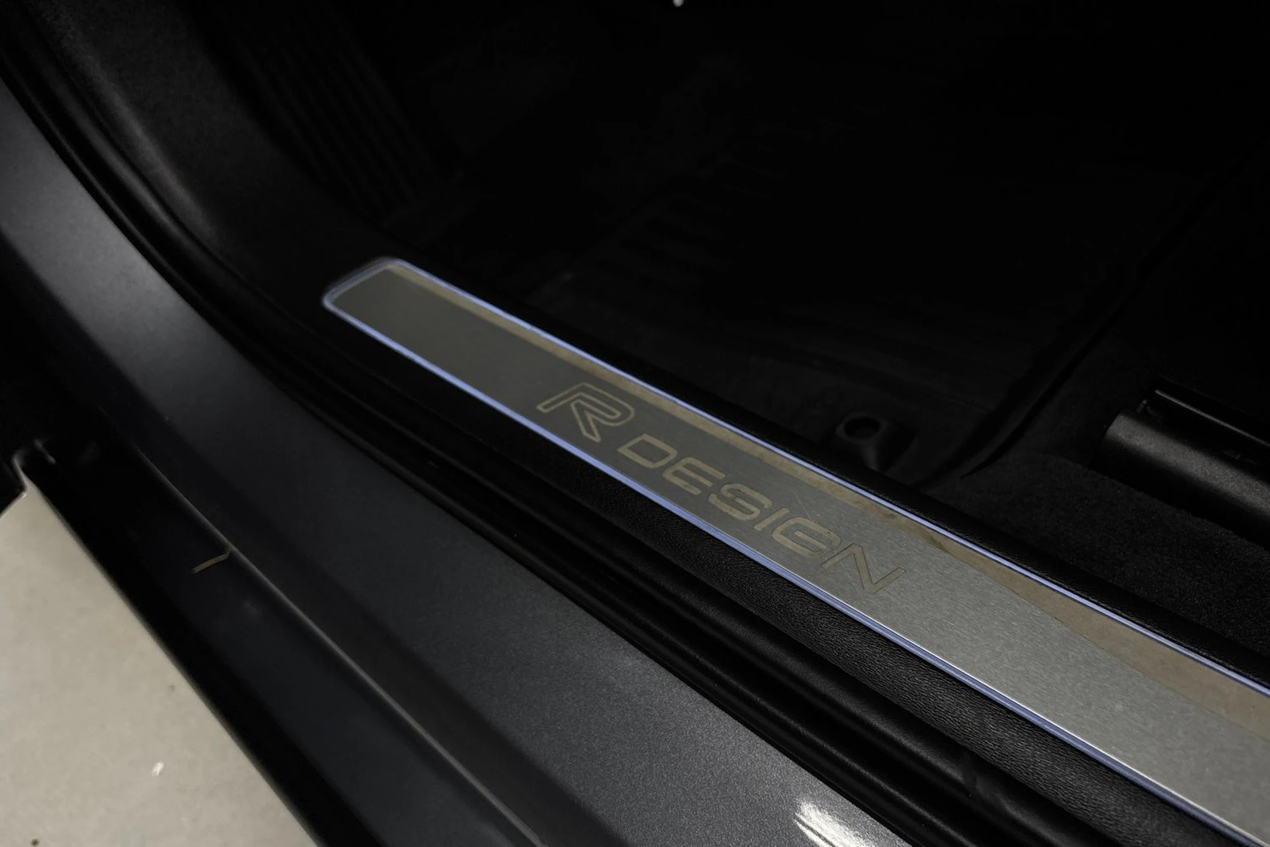 harmaa Volvo S90 2018 kuva 29.