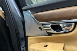 harmaa Volvo S90 2017 kuva 15.