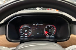 harmaa Volvo S90 2017 kuva 32.