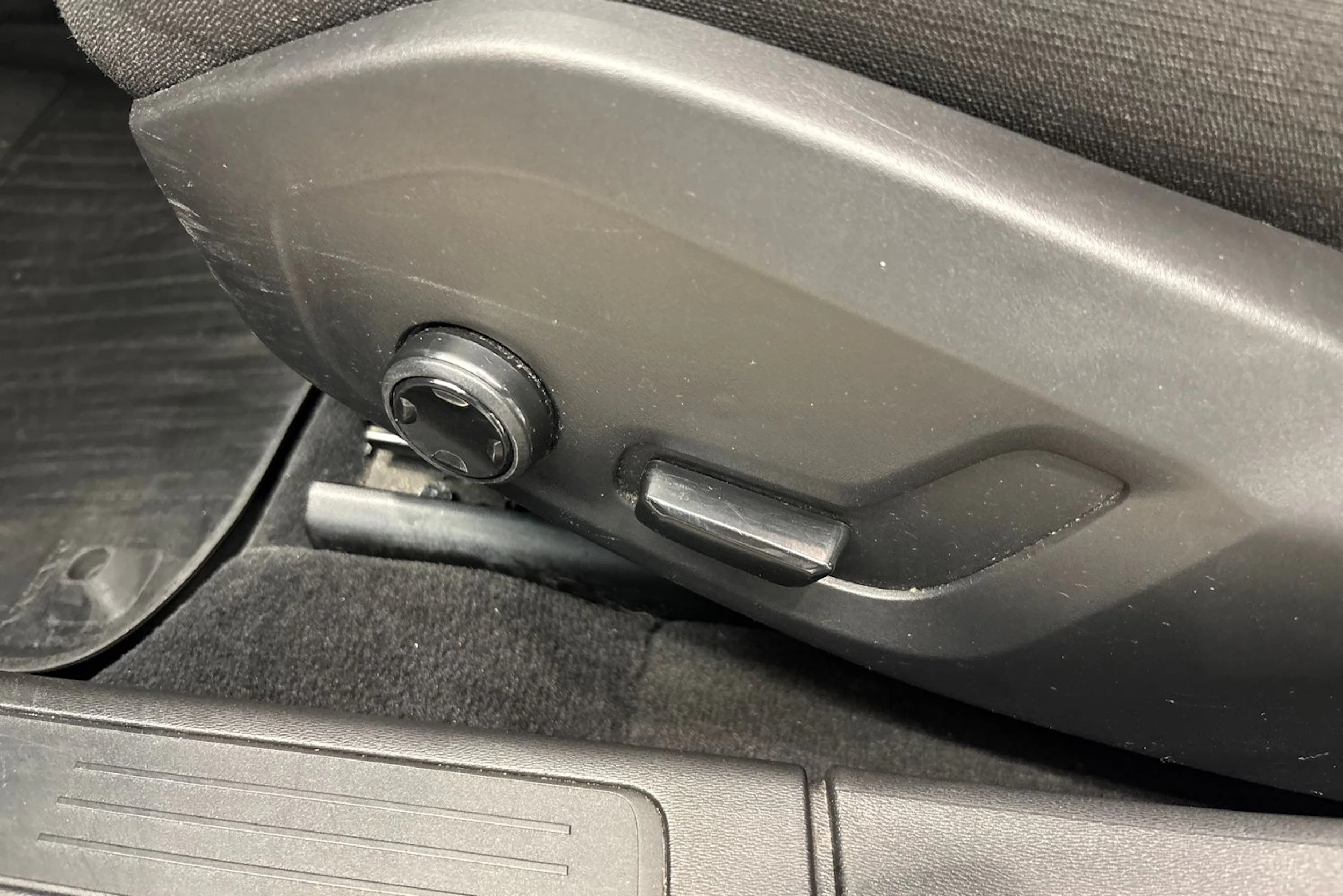 Sininen Volvo S90 2017 kuva 19.