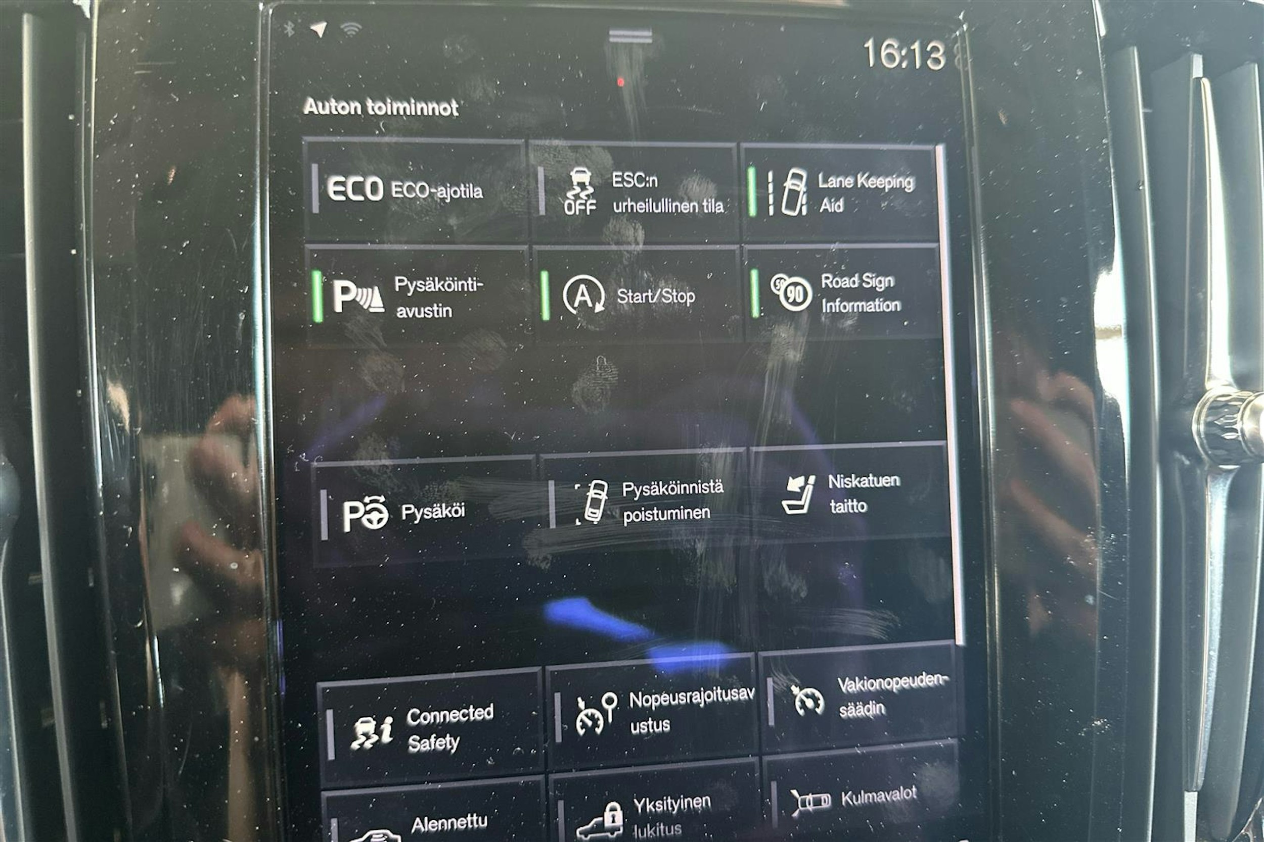 hopea Volvo S90 2017 kuva 16.