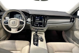 sininen Volvo S90 2017 kuva 9.