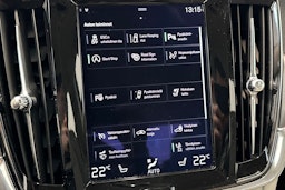 sininen Volvo S90 2017 kuva 28.