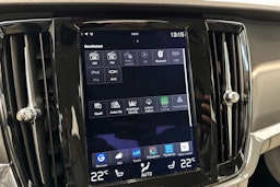 sininen Volvo S90 2017 kuva 29.