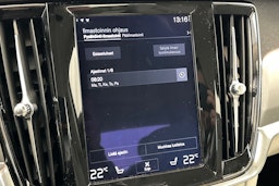 sininen Volvo S90 2017 kuva 32.