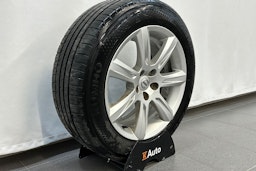 sininen Volvo S90 2017 kuva 36.