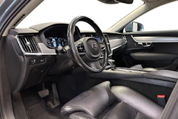 sininen Volvo S90 2017 kuva 8.