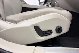 musta Volvo S90 2017 kuva 19.