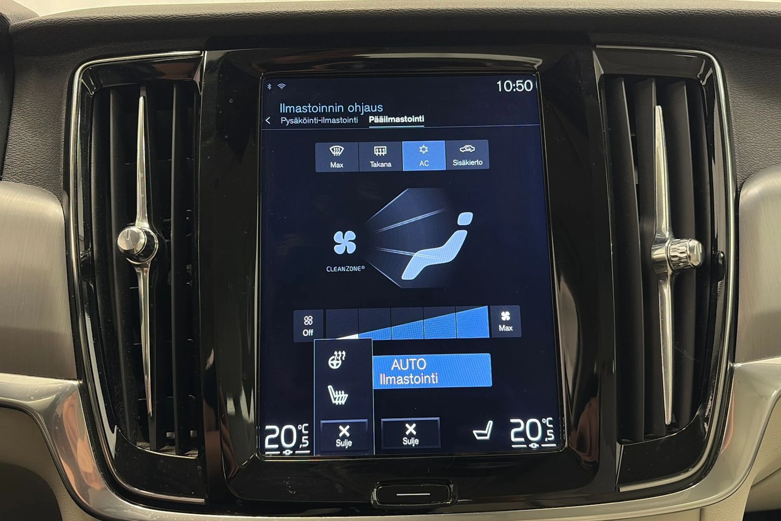 musta Volvo S90 2017 kuva 26.