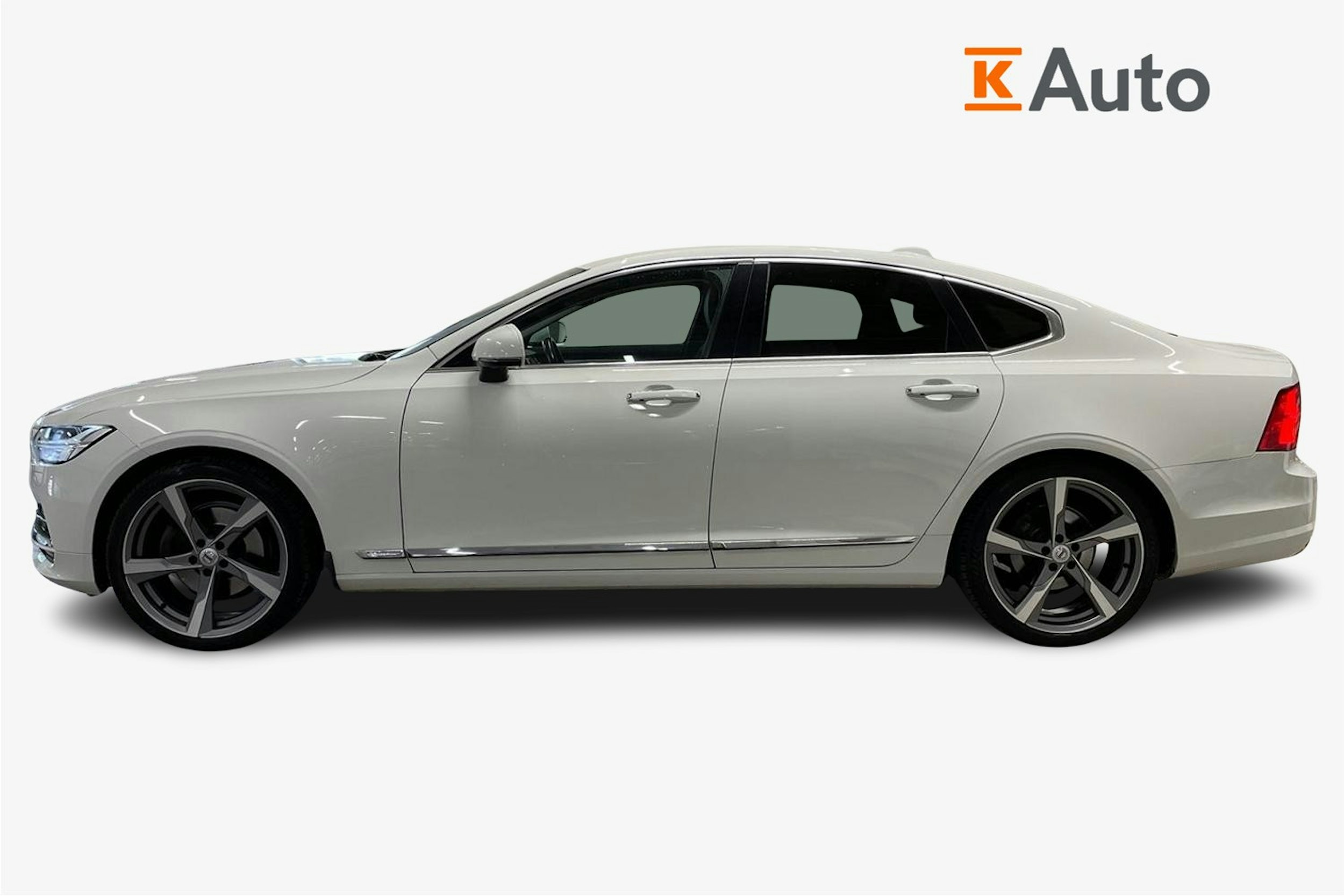 valkoinen Volvo S90 2017 kuva 6.