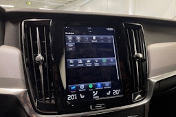 valkoinen Volvo S90 2017 kuva 20.