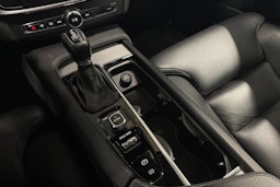 valkoinen Volvo S90 2017 kuva 22.