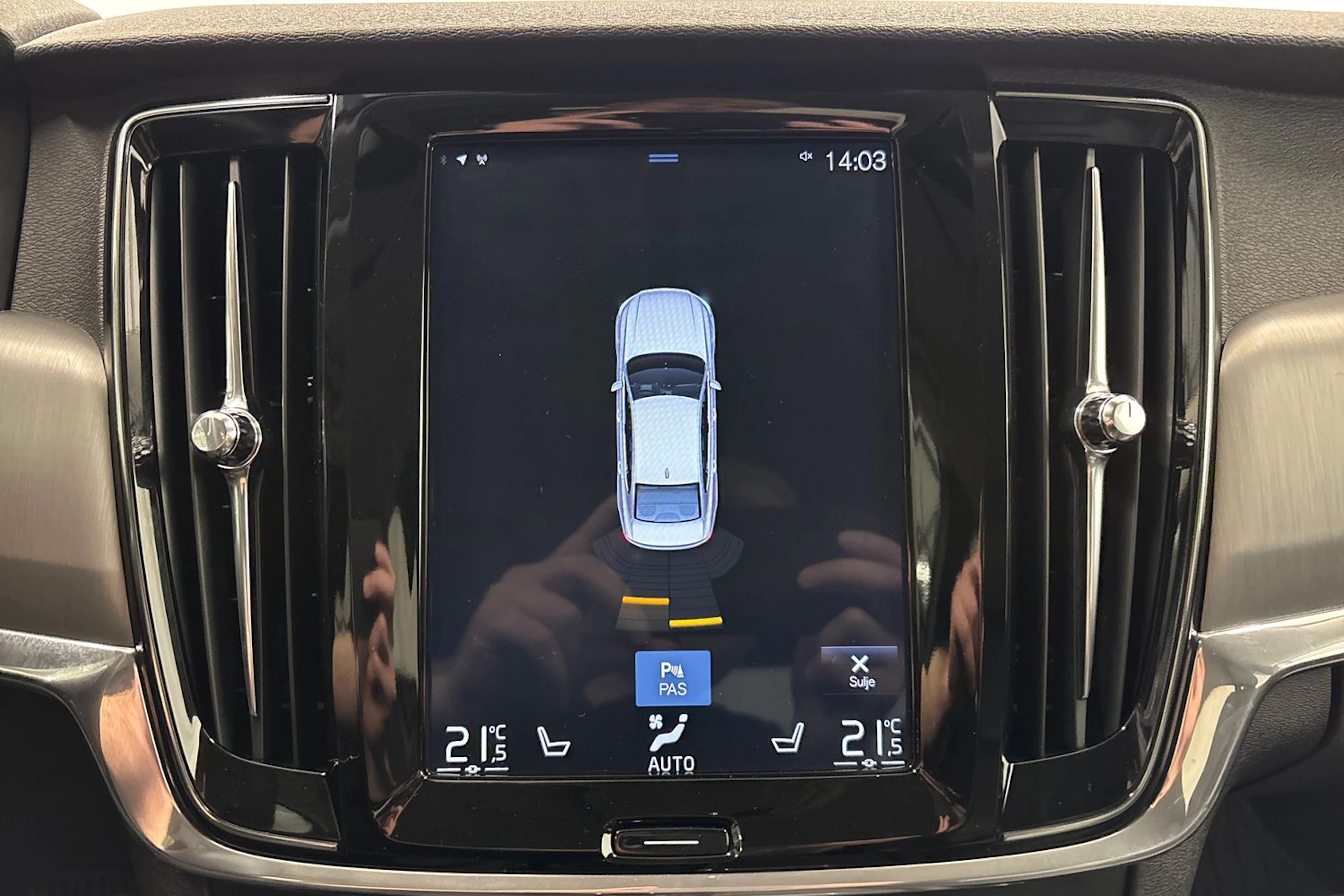 harmaa Volvo S90 2018 kuva 20.